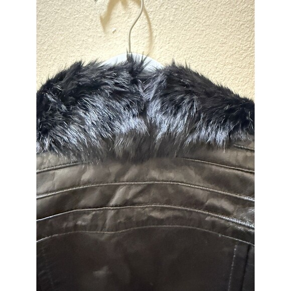 Genuine Leather Black Belted Vintage Jacket Faux Fur Collar Coat Women SZ Small - Picture 4 of 14